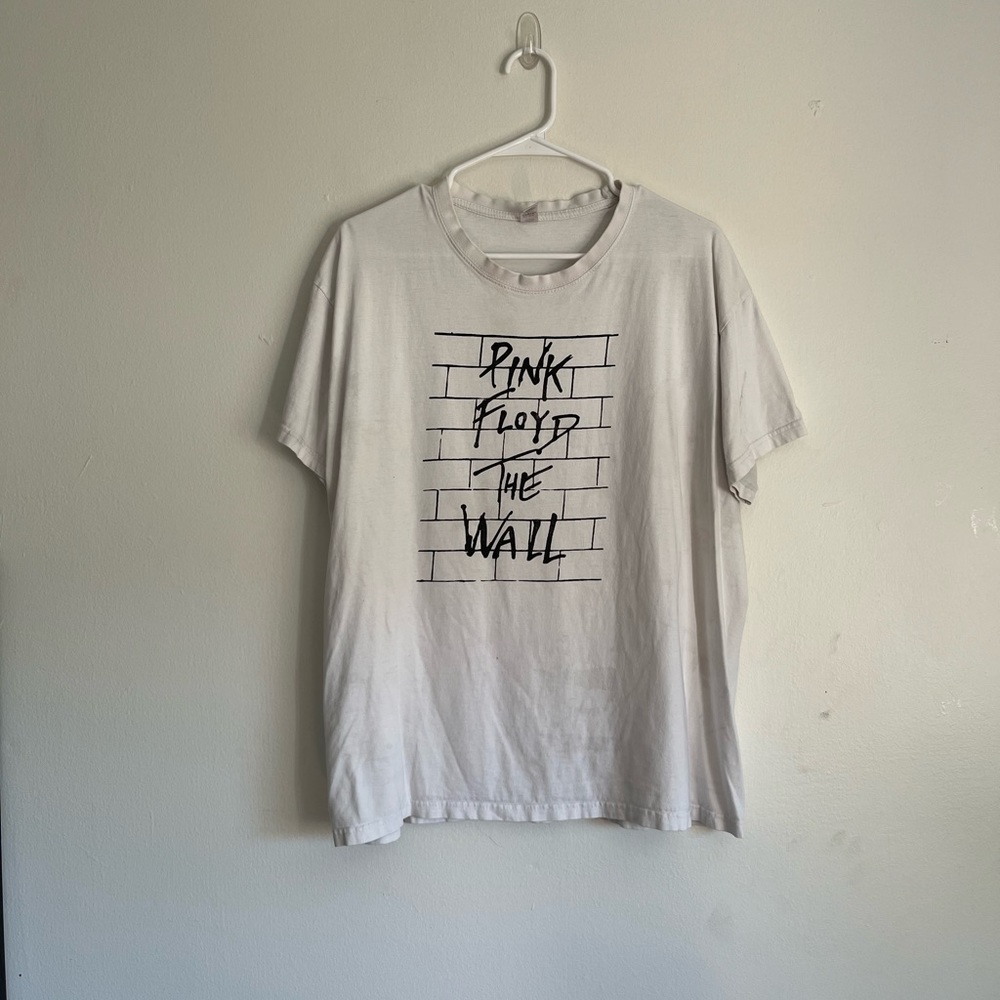 Pink Floyd the wall Tshirt mens XL